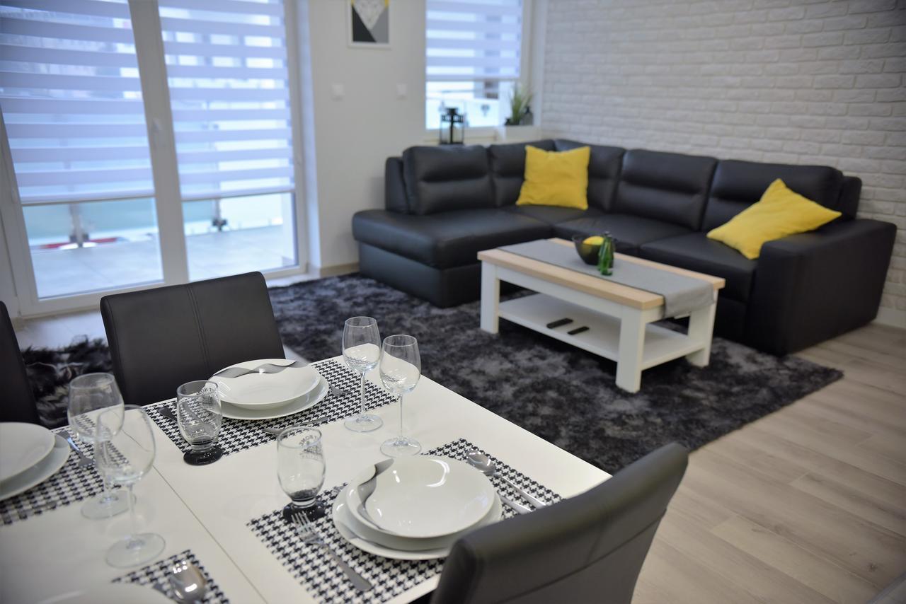 Apartamenty Platan Opieszyn 2 Września Εξωτερικό φωτογραφία